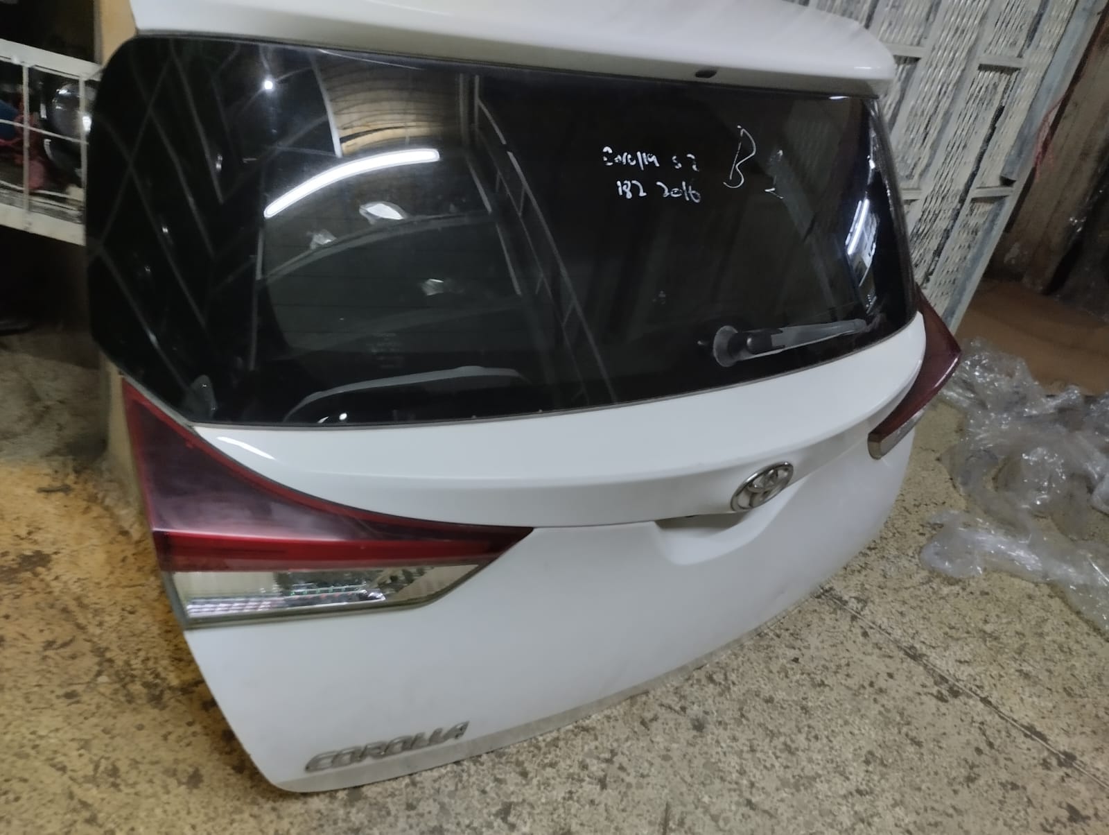 Toyota Auris Boot/Tailgate Ex Japan 2015-2019